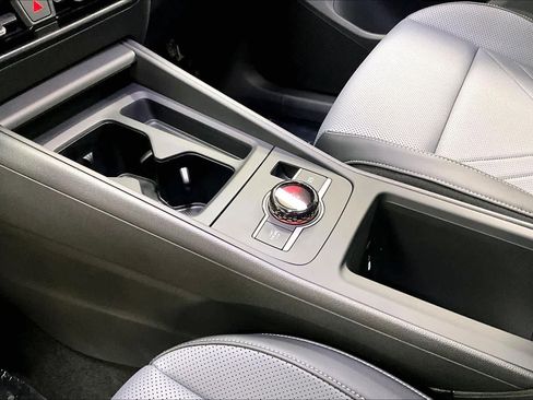 New 2026 Volkswagen Tiguan SE R-Line image 10