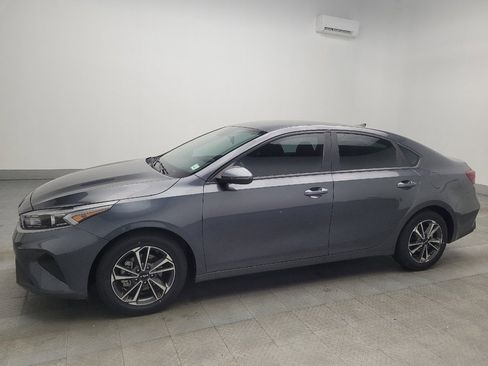 Used 2023 Kia Forte LXS w/ LXS Technology Package image 2