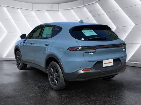 Used 2023 Dodge Hornet GT w/ GT Blacktop Package AWD/4WD image 6