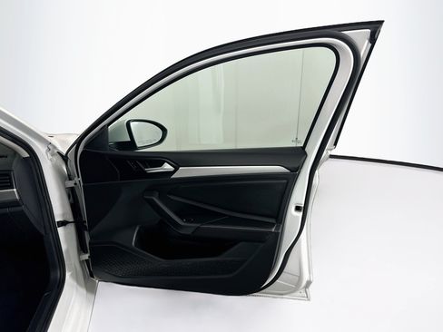 Used 2024 Volkswagen Jetta S FWD image 30
