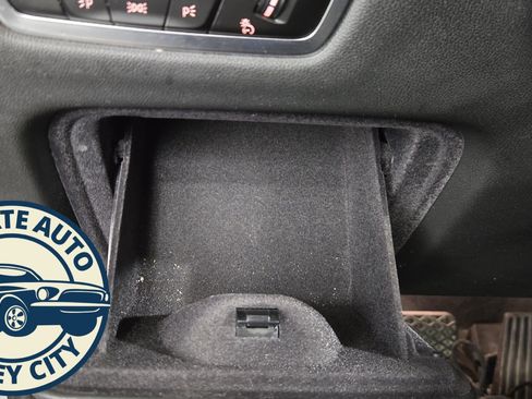 Used 2023 BMW X5 xDrive45e w/ Climate Comfort Package image 22