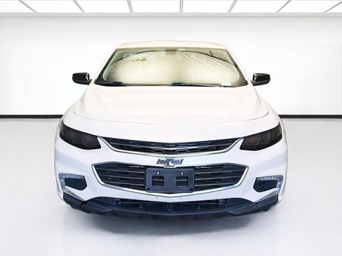 Used 2016 Chevrolet Malibu Premier image 2