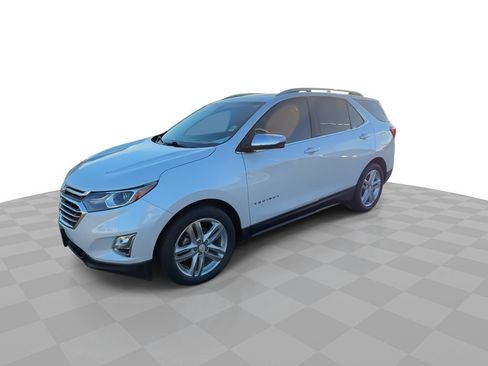 Used 2018 Chevrolet Equinox Premier image 4