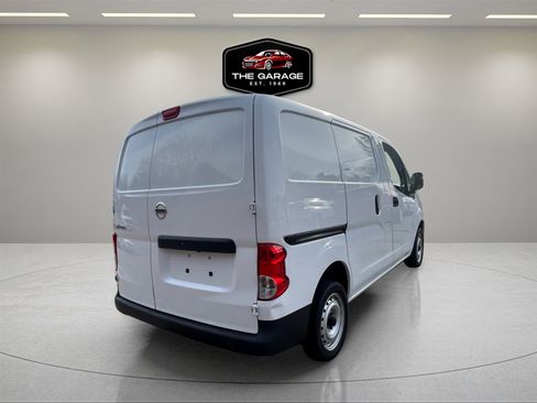 Used 2020 Nissan NV200 S image 5