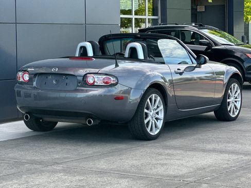 Used 2008 MAZDA MX-5 Miata Grand Touring w/ Premium Pkg RWD image 3