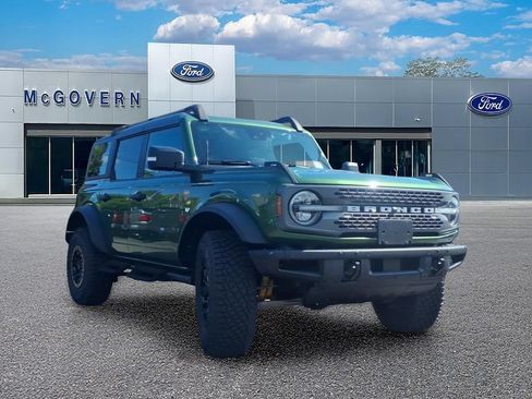 Used 2023 Ford Bronco Badlands w/ Sasquatch Package AWD/4WD image 5