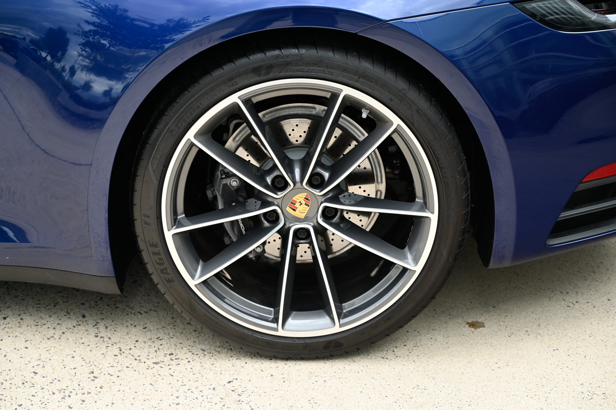 Used 2020 Porsche 911 Carrera RWD image 10