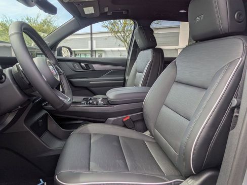 New 2026 Buick Enclave Sport Touring w/ Power Package FWD image 21