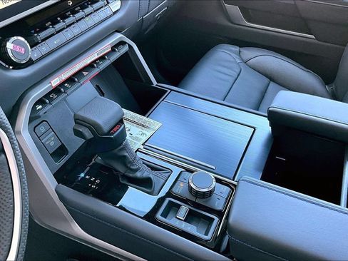 New 2026 Toyota Tundra Platinum AWD/4WD image 8