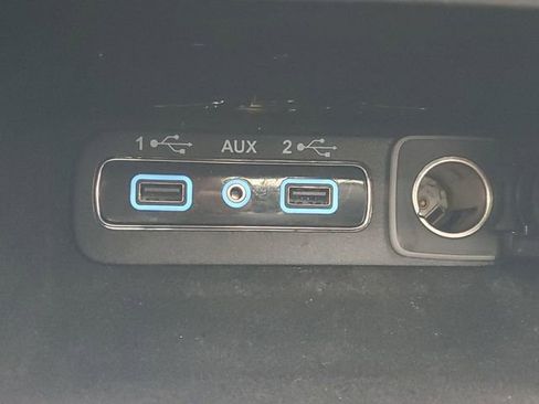 Used 2018 Jeep Grand Cherokee Limited w/ Luxury Group II image 31