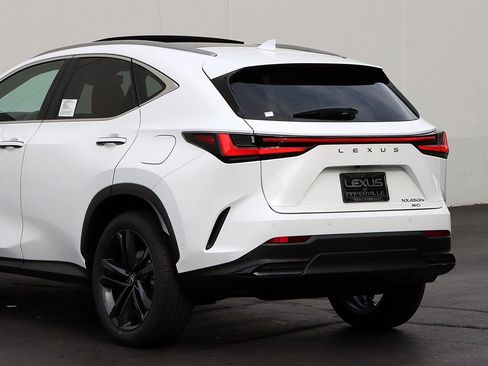 New 2026 Lexus NX 450h+ 450h+ Luxury w/ Accessory Package (2T) image 9