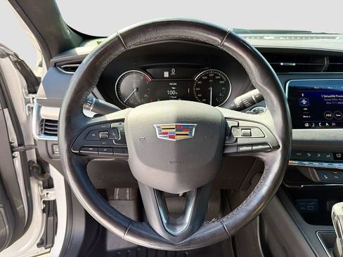 Used 2019 Cadillac XT4 Premium Luxury w/ Cold Weather Package AWD/4WD image 12