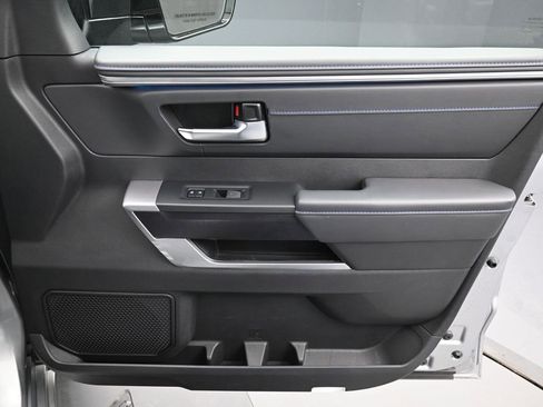 Used 2023 Toyota Tundra Platinum image 38