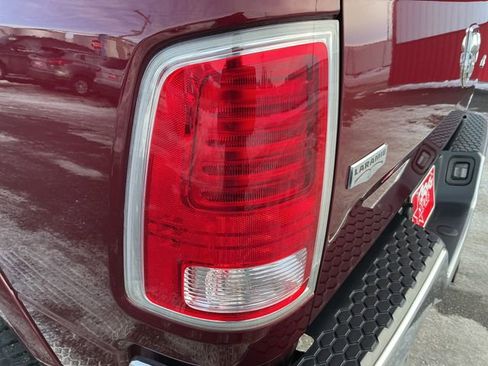 Used 2018 RAM 1500 Laramie w/ Convenience Group AWD/4WD image 21