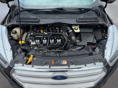 Used 2017 Ford Escape Titanium AWD/4WD image 25