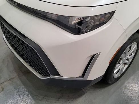 Used 2023 Kia Soul LX FWD image 6