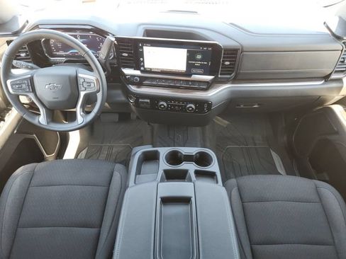 Used 2025 Chevrolet Silverado 2500 LT w/ Trail Boss Package AWD/4WD image 25