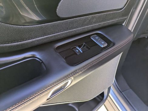Used 2024 Lincoln Aviator Reserve AWD/4WD image 36