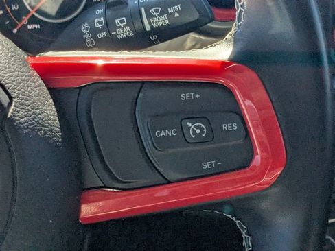 Used 2022 Jeep Wrangler Unlimited Sahara image 22