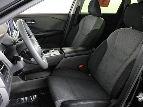 Certified 2023 Nissan Rogue SV FWD image 20