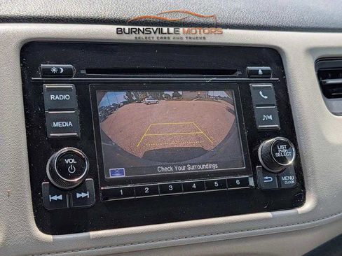 Used 2020 Honda HR-V LX image 30