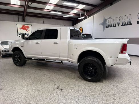 Used 2018 RAM 3500 Laramie AWD/4WD image 4