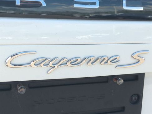 Used 2020 Porsche Cayenne S image 13