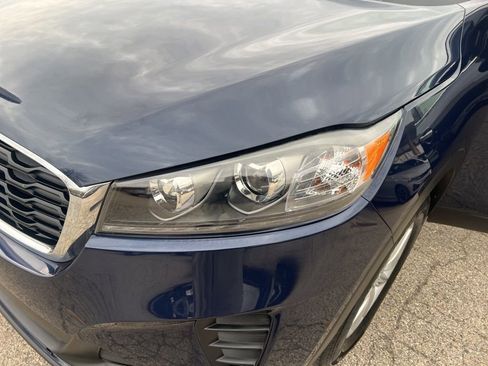 Certified 2019 Kia Sorento LX w/ LX Convenience Package image 27
