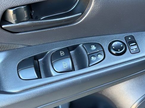 Certified 2025 Nissan Kicks Play S FWD image 12