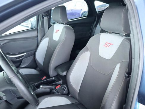 Used 2018 Ford Focus ST FWD image 14