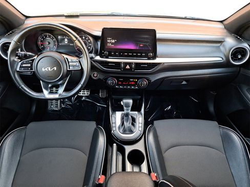 Certified 2023 Kia Forte GT-Line image 9