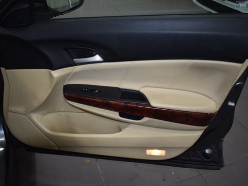 Used 2012 Honda Crosstour EX-L image 12
