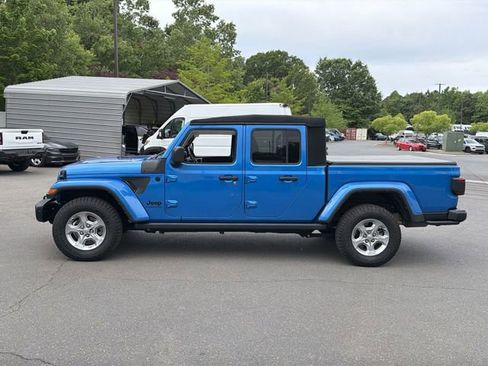 Used 2021 Jeep Gladiator Sport AWD/4WD image 10