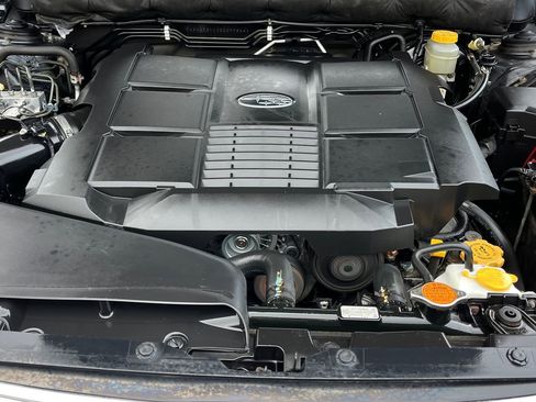 Used 2011 Subaru Outback 3.6R Limited w/ PWR Moonroof Pkg image 21