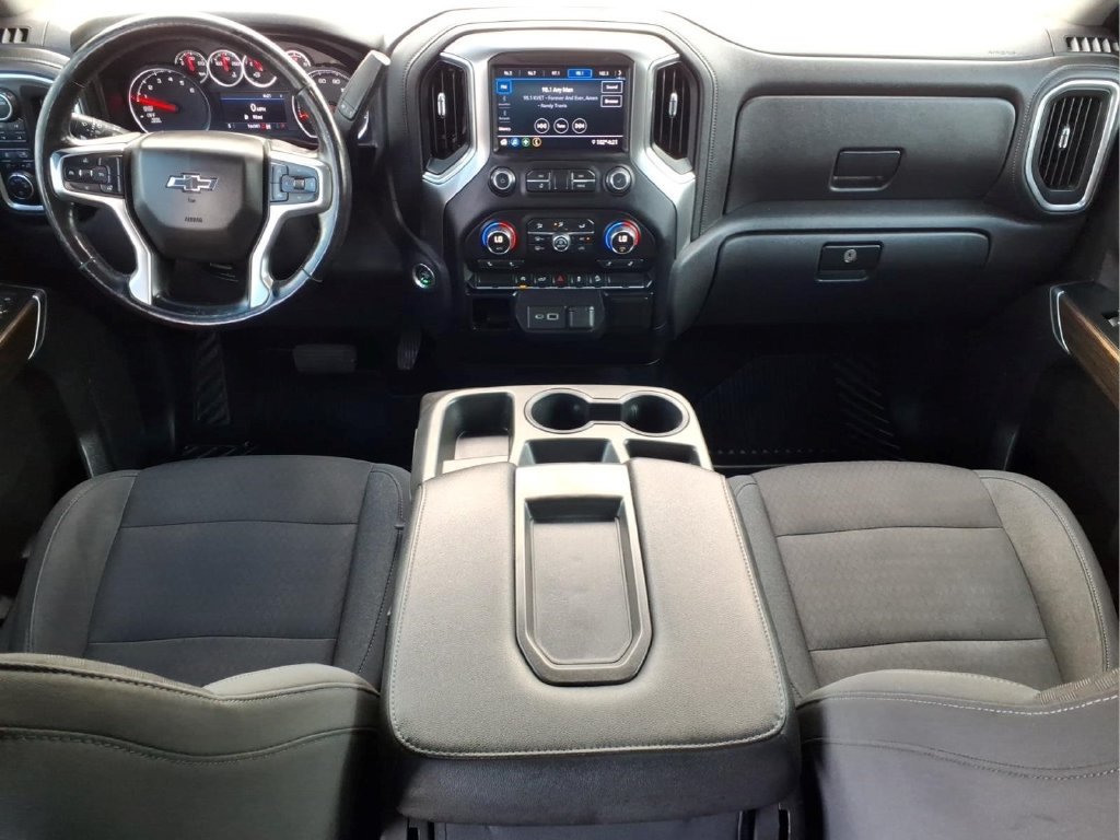 Used 2020 Chevrolet Silverado 1500 RST w/ Texas Edition AWD/4WD image 17