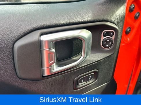 Used 2018 Jeep Wrangler Unlimited Sahara image 16