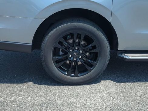 Used 2023 Ford Expedition Max XLT AWD/4WD image 37