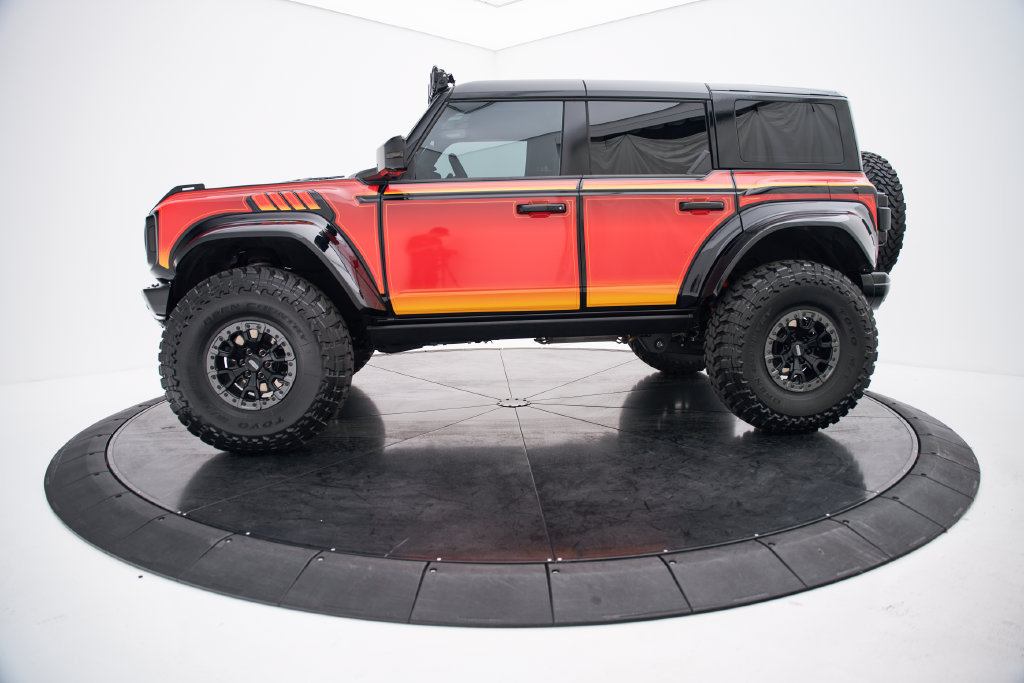 Used 2023 Ford Bronco Raptor AWD/4WD image 12