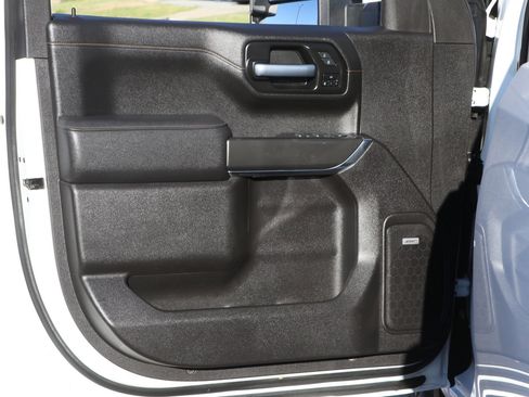 Used 2021 GMC Sierra 1500 AT4 w/ AT4 Preferred Package image 10