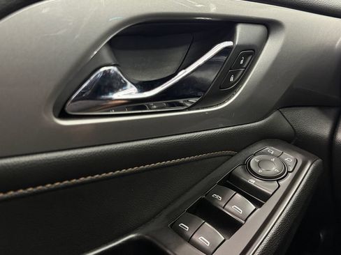 Used 2019 Chevrolet Traverse RS w/ LPO, 'HIT The Road' Package FWD image 25