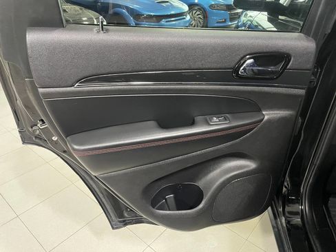 Used 2019 Jeep Grand Cherokee Trailhawk image 19