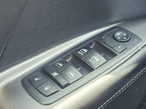 Used 2015 Dodge Journey Crossroad w/ MOPAR All-Weather Group AWD/4WD image 31