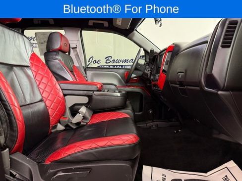 Used 2018 Chevrolet Silverado 1500 Custom w/ Custom Value Package image 15