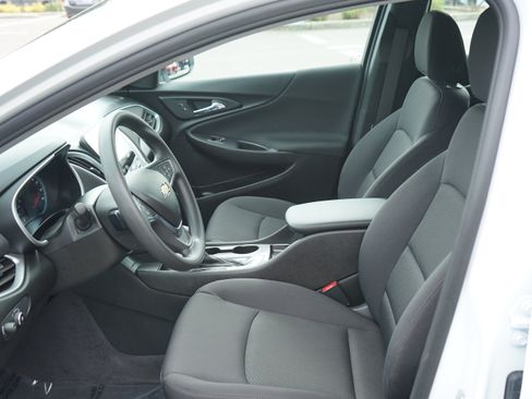 Used 2022 Chevrolet Malibu LS w/ LPO, Floor Liner Package FWD image 15