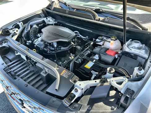 Certified 2023 GMC Acadia Denali w/ Denali Technology Package image 29