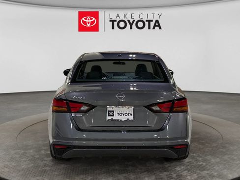 Used 2025 Nissan Altima 2.5 SV FWD image 7