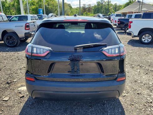 Used 2020 Jeep Cherokee Latitude Plus image 9