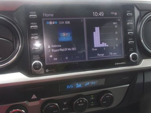 Used 2021 Toyota Tacoma SR5 AWD/4WD image 17