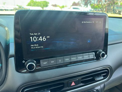 Used 2023 Hyundai Kona Limited image 22