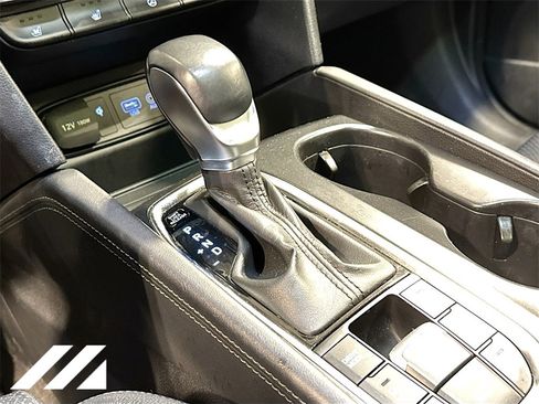 Used 2020 Hyundai Santa Fe Limited w/ Cargo Package image 19